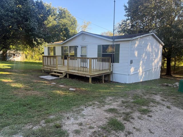 145 Tyler Street, Thayer, MO 65791