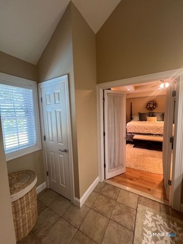 1 James Place, Plainville, CT 06062