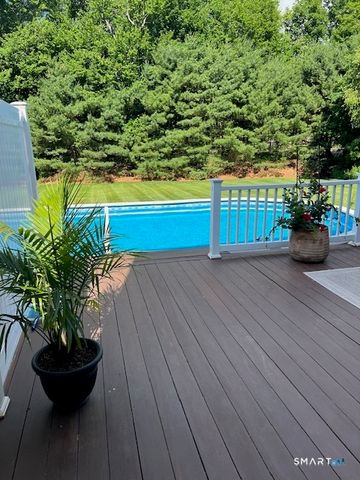 1 James Place, Plainville, CT 06062