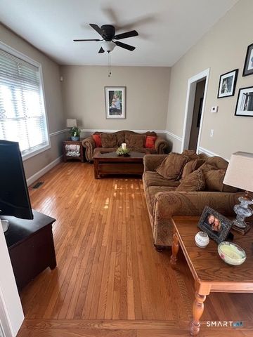 1 James Place, Plainville, CT 06062