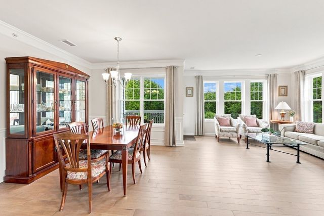 4 Francis Dr 412, Andover, MA 01810