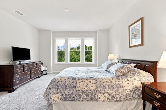 4 Francis Dr 412, Andover, MA 01810