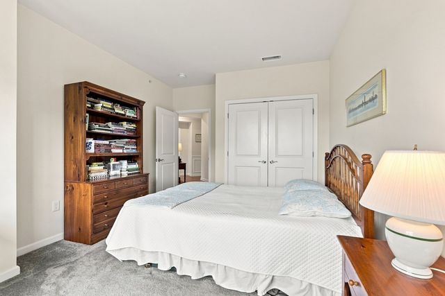 4 Francis Dr 412, Andover, MA 01810