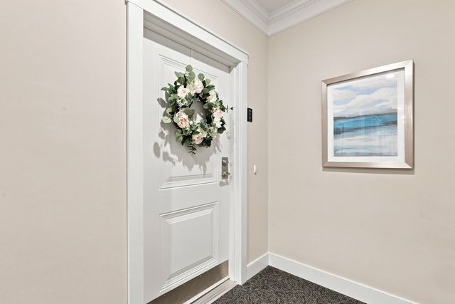4 Francis Dr 412, Andover, MA 01810
