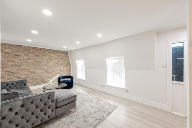 2601 Marilee Lane 2, Houston, TX 77057