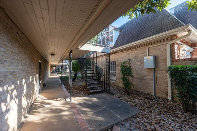 2601 Marilee Lane 2, Houston, TX 77057