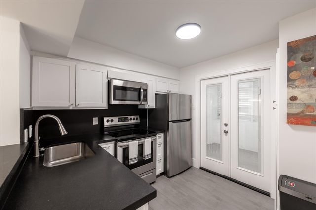 2601 Marilee Lane 2, Houston, TX 77057