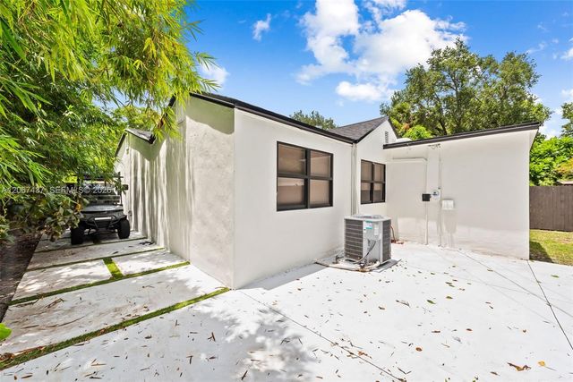 544 SW 13th Avenue, Fort Lauderdale, FL 33312