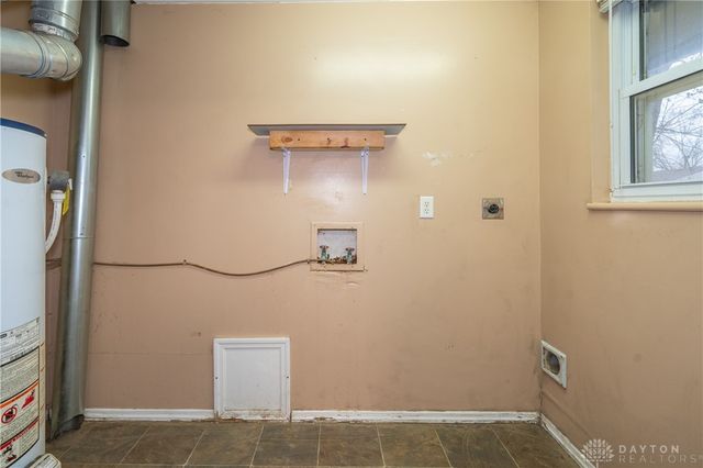 6773 Summerdale Drive, Huber Heights, OH 45424