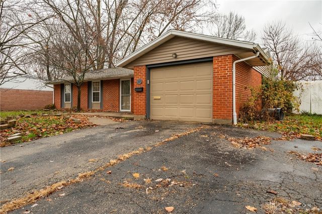 6773 Summerdale Drive, Huber Heights, OH 45424