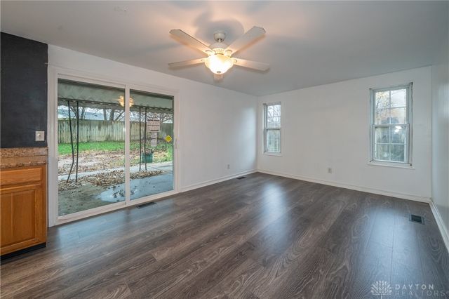 6773 Summerdale Drive, Huber Heights, OH 45424