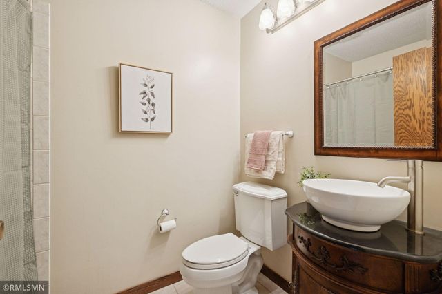 1304 Wilderness Run Drive, Eagan, MN 55123