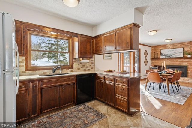 1304 Wilderness Run Drive, Eagan, MN 55123