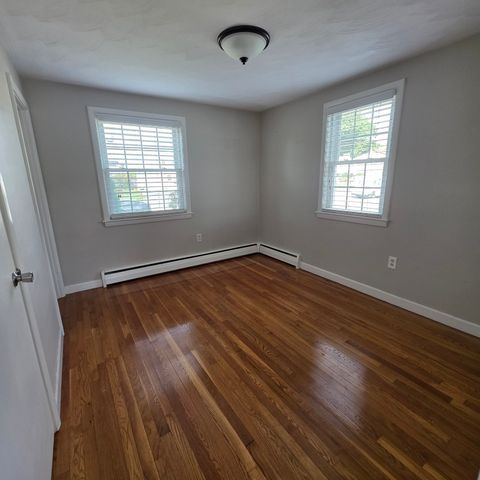 32 Breer Circle, Brockton, MA 02301