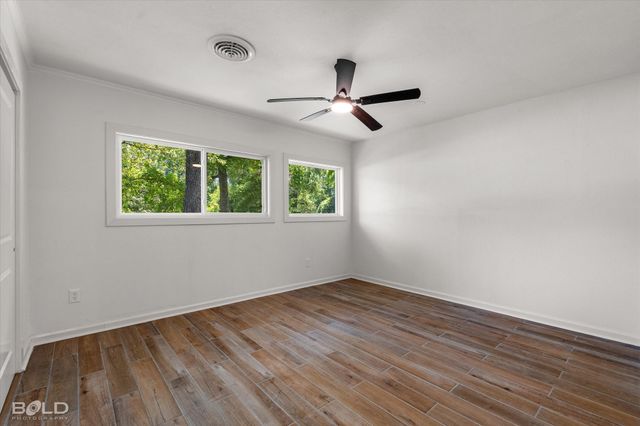 18 Lake Forest Hills, Shreveport, LA 71109