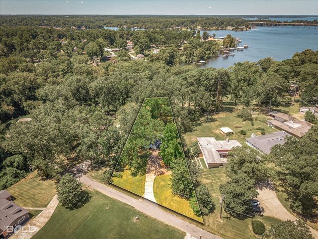 18 Lake Forest Hills, Shreveport, LA 71109
