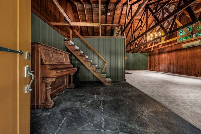 364A Cook Rd, Tullahoma, TN 37388