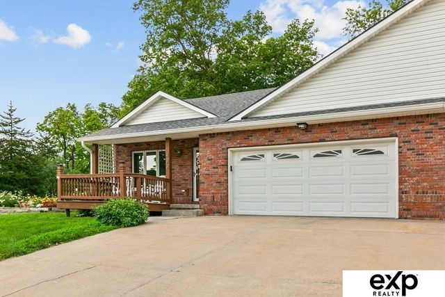 422 S 10th Street, Plattsmouth, NE 68048