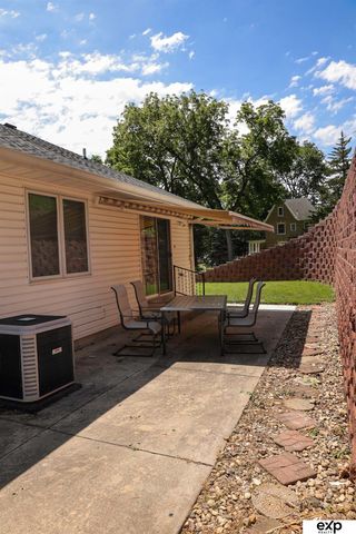 422 S 10th Street, Plattsmouth, NE 68048