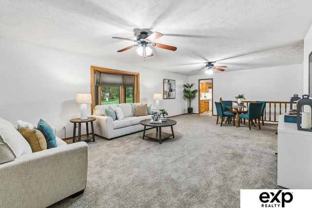 422 S 10th Street, Plattsmouth, NE 68048