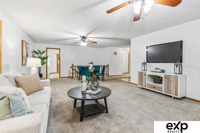 422 S 10th Street, Plattsmouth, NE 68048