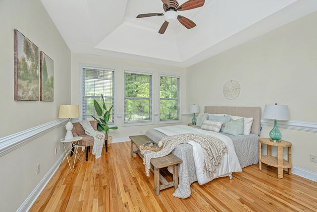 8631 Woodland Walk, North Charleston, SC 29420