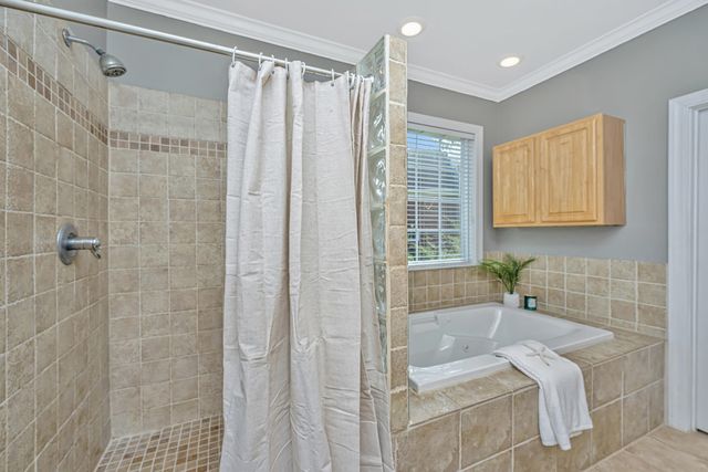 8631 Woodland Walk, North Charleston, SC 29420