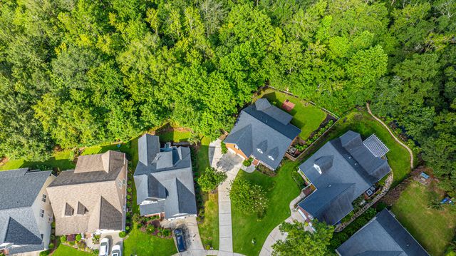 8631 Woodland Walk, North Charleston, SC 29420