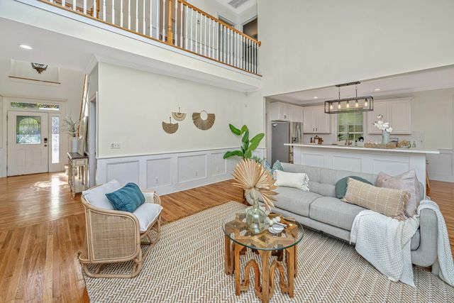 8631 Woodland Walk, North Charleston, SC 29420