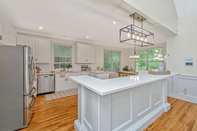 8631 Woodland Walk, North Charleston, SC 29420