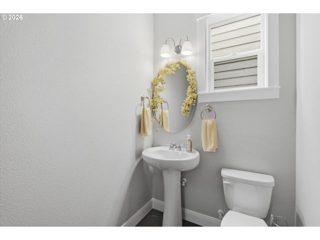 32010 Nw WASCOE St, North Plains, OR 97133