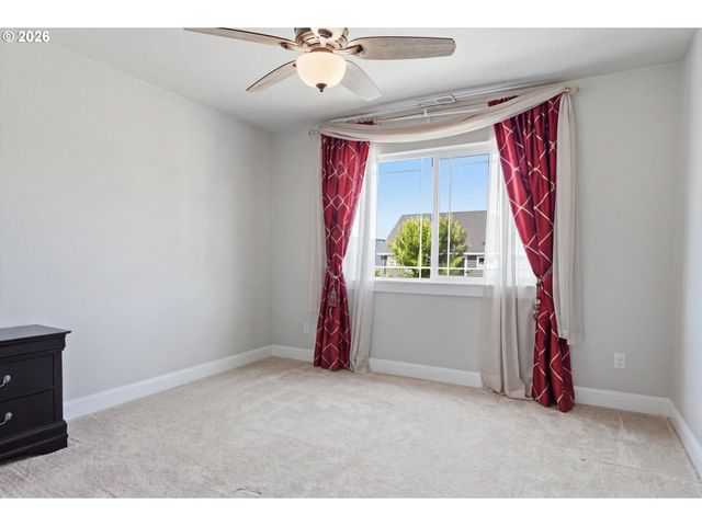32010 Nw WASCOE St, North Plains, OR 97133