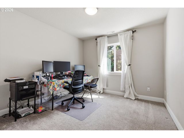 32010 Nw WASCOE St, North Plains, OR 97133