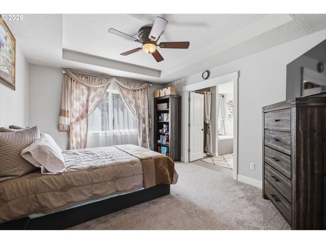 32010 Nw WASCOE St, North Plains, OR 97133