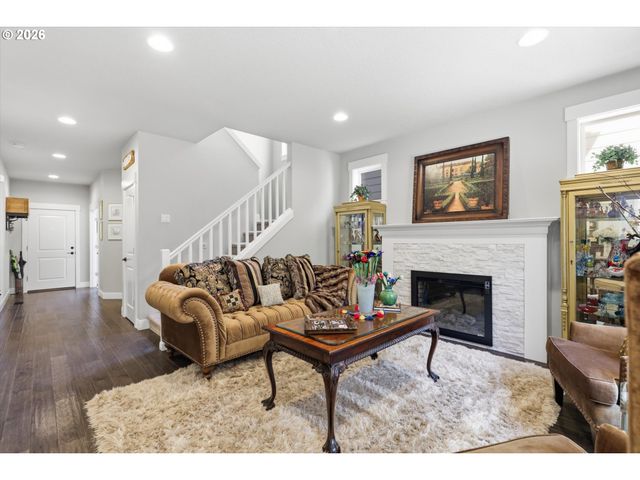 32010 Nw WASCOE St, North Plains, OR 97133