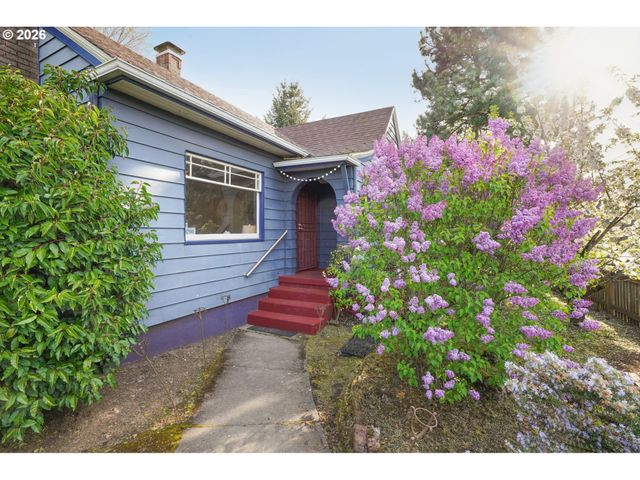 1005 Ne KILLINGSWORTH St, Portland, OR 97211