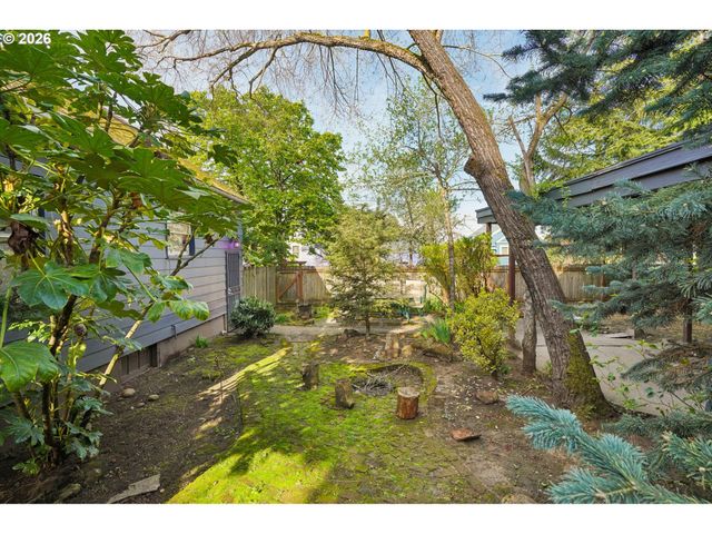 1005 Ne KILLINGSWORTH St, Portland, OR 97211