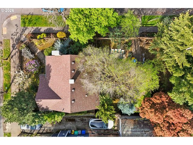 1005 Ne KILLINGSWORTH St, Portland, OR 97211