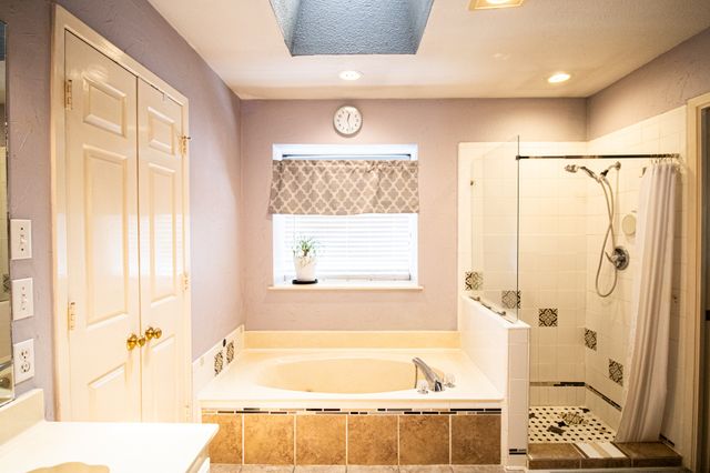 10141 Wandering Way Street, Benbrook, TX 76126