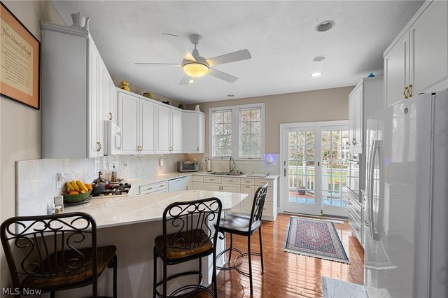 71 Haskell Drive, Bratenahl, OH 44108