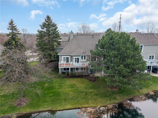 71 Haskell Drive, Bratenahl, OH 44108