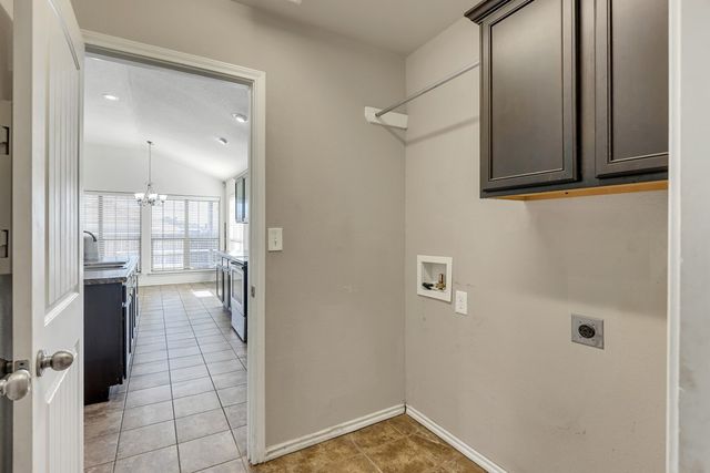 8740 Rainbow Dr, Odessa, TX 79765