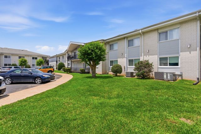 613 Hillsboro Rd Apt B21, Franklin, TN 37064