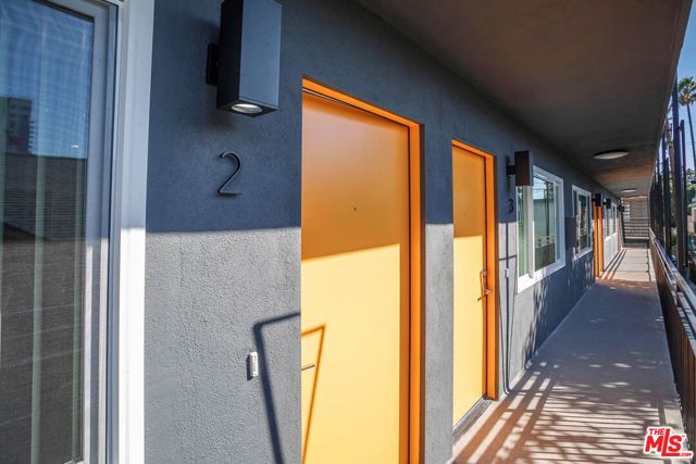 6244 De Longpre Avenue 10, Los Angeles, CA 90028