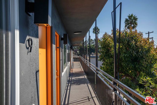 6244 De Longpre Avenue 10, Los Angeles, CA 90028