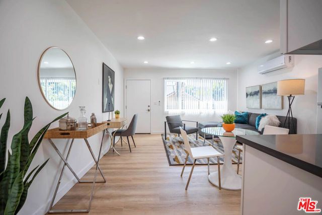 6244 De Longpre Avenue 10, Los Angeles, CA 90028