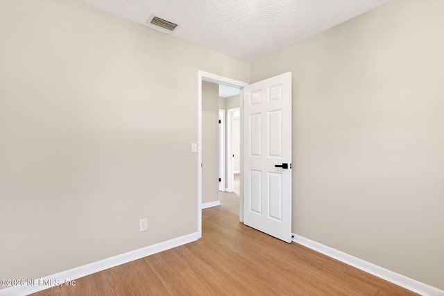 7944 GUERAD Drive N, Jacksonville, FL 32210