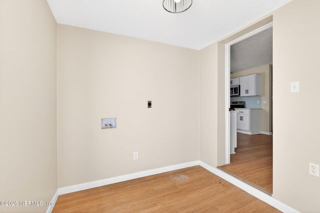 7944 GUERAD Drive N, Jacksonville, FL 32210