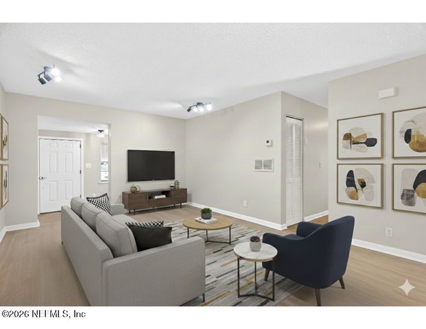 7944 GUERAD Drive N, Jacksonville, FL 32210