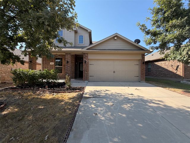 625 River Rock Drive, Azle, TX 76020